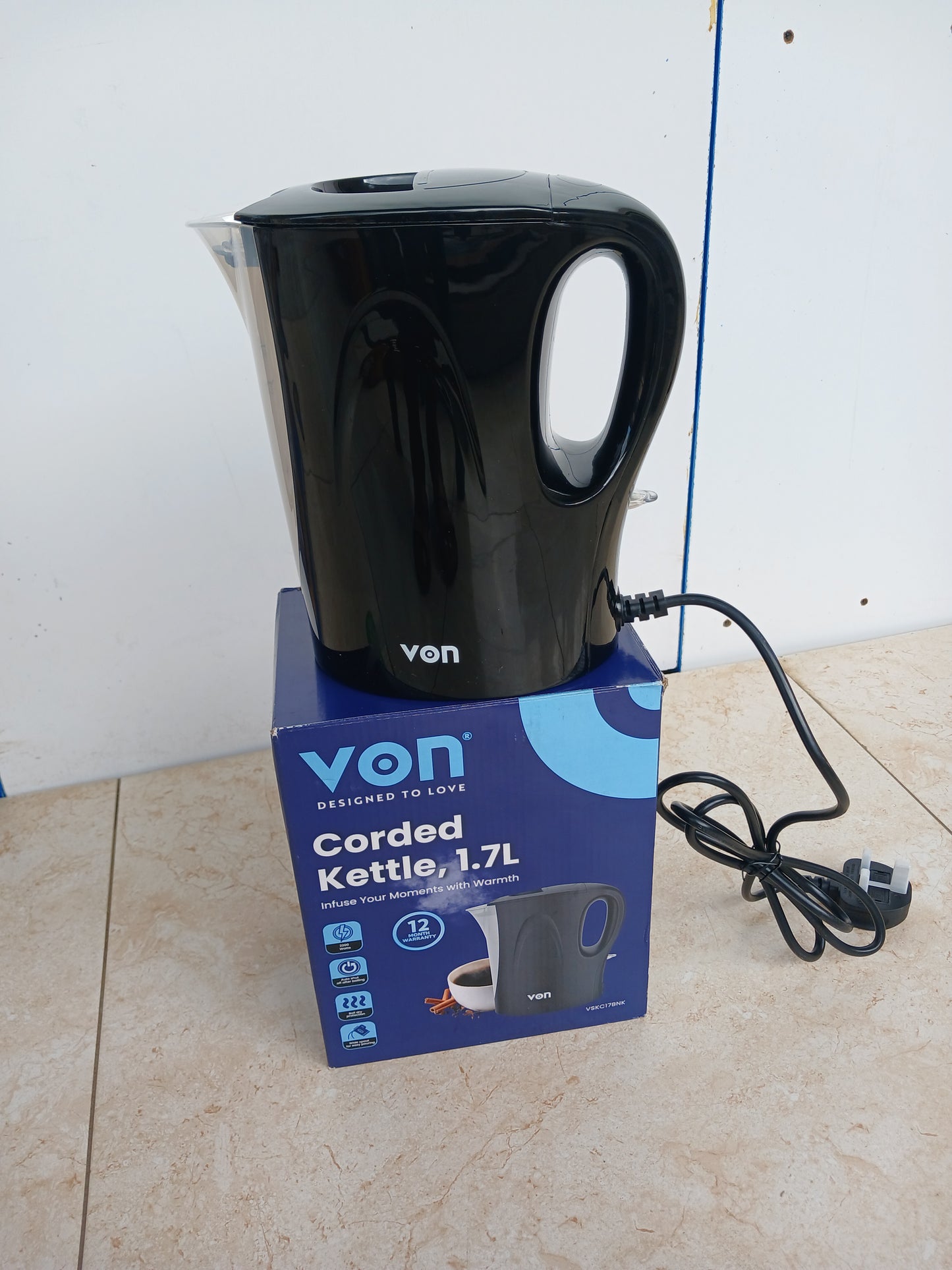 VON 1.7L Corded Electric Kettle – Fast Boil Water Kettle with Auto Shut-Off